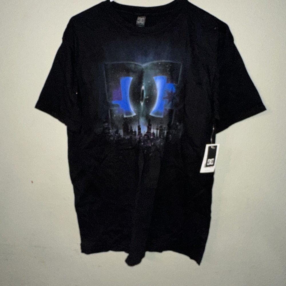 Dc T-Shirt Skyline Graphic New With Tags Large